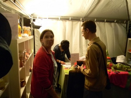Gli stand di sera